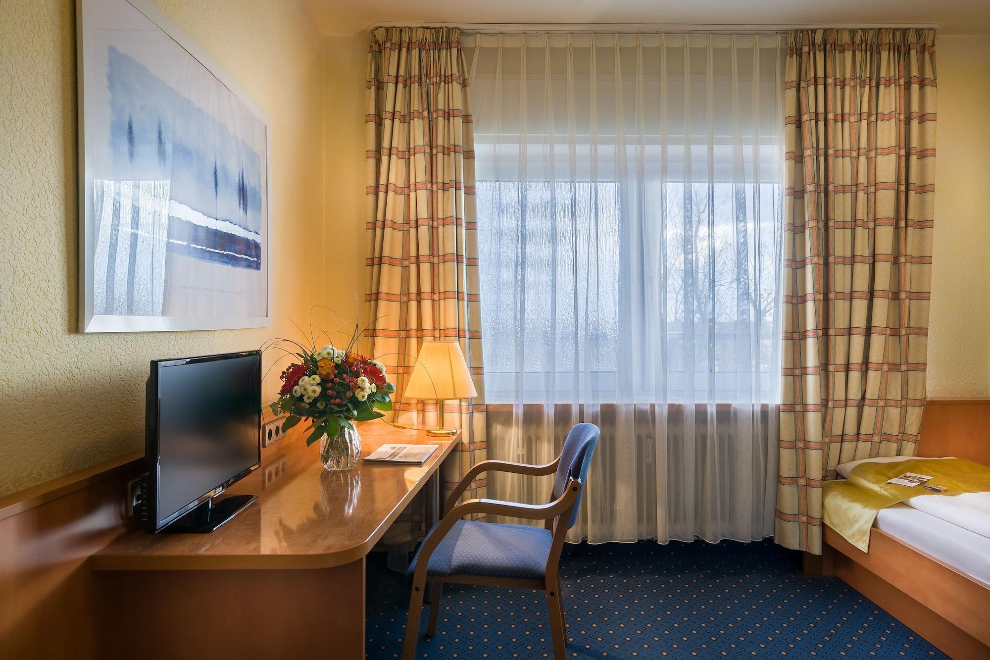Scope Hotel Greif Karlsruhe Buitenkant foto