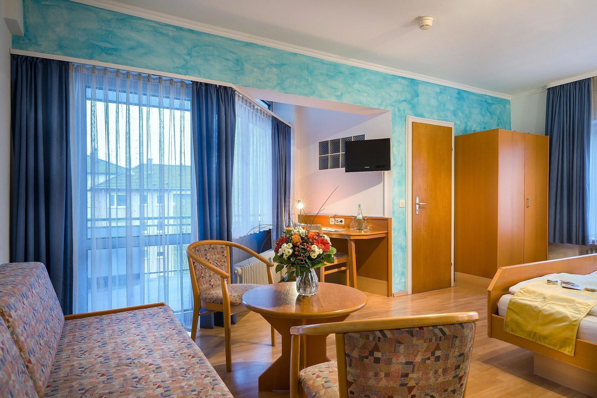 Scope Hotel Greif Karlsruhe Buitenkant foto