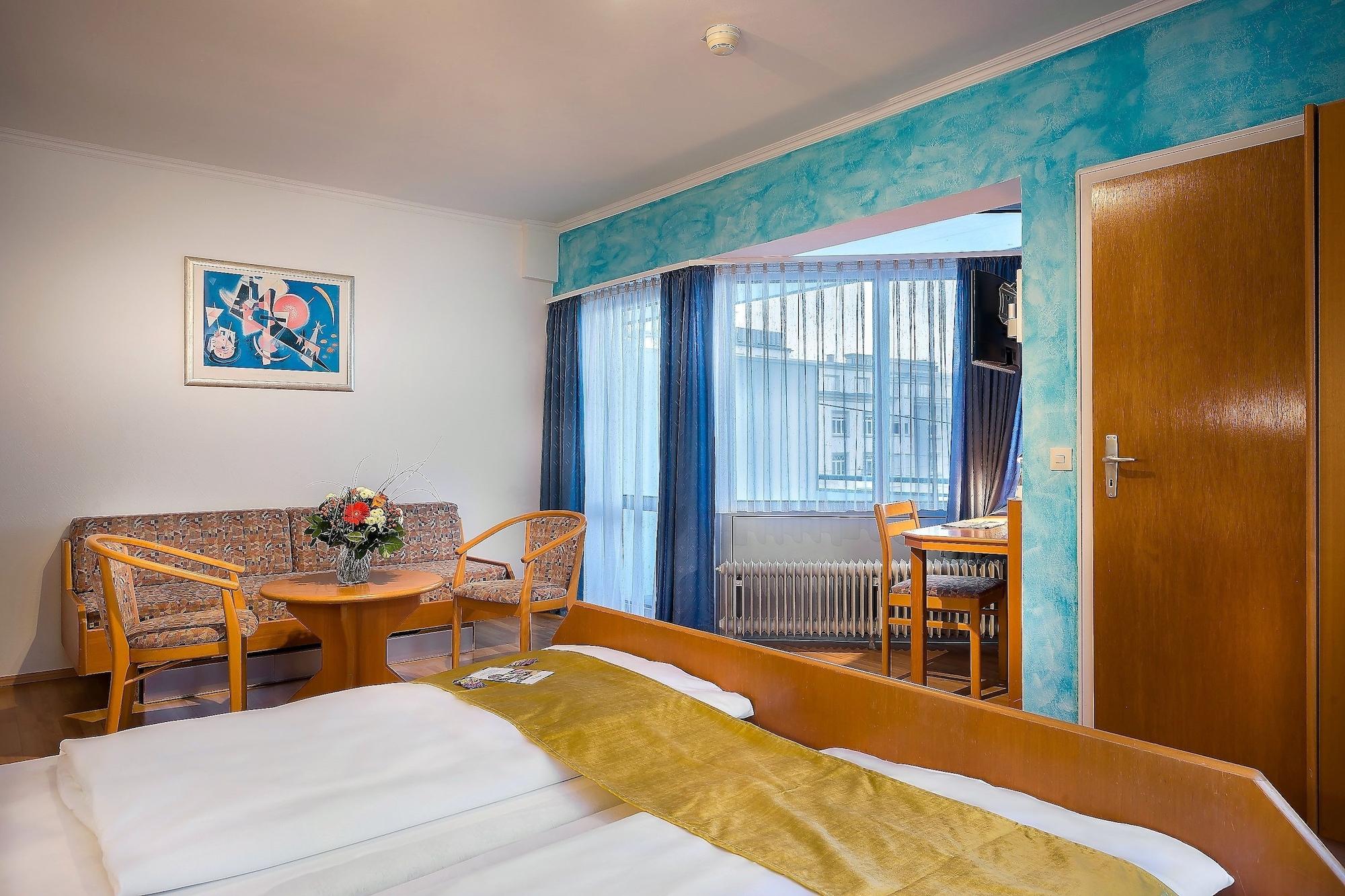 Scope Hotel Greif Karlsruhe Buitenkant foto