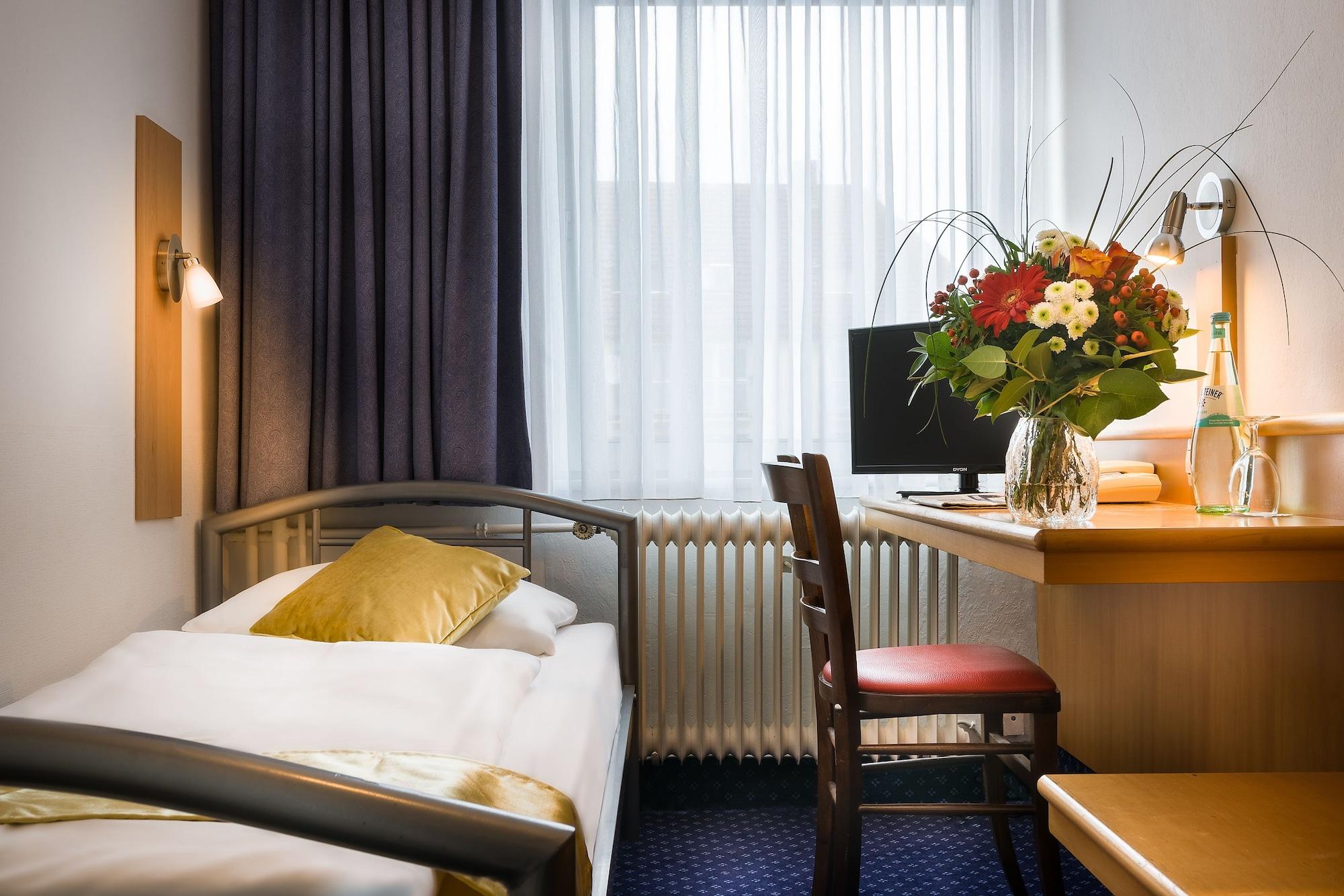 Scope Hotel Greif Karlsruhe Buitenkant foto