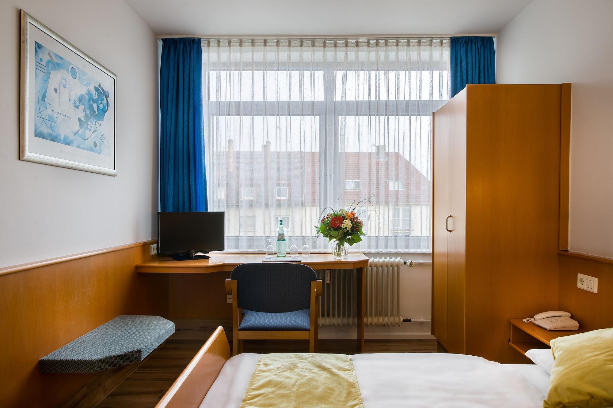 Scope Hotel Greif Karlsruhe Buitenkant foto