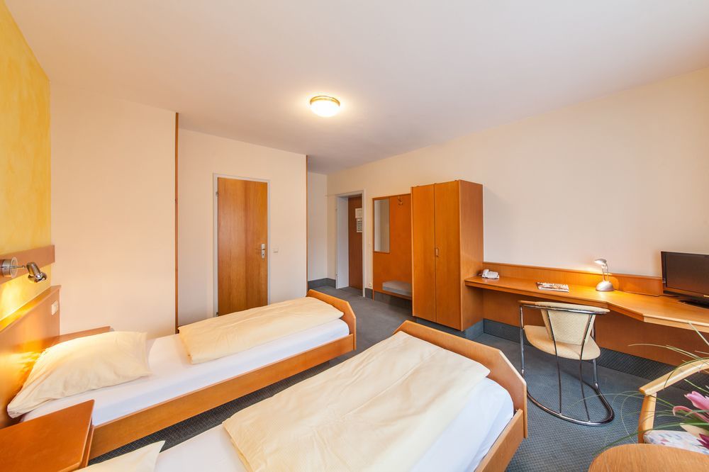 Scope Hotel Greif Karlsruhe Buitenkant foto