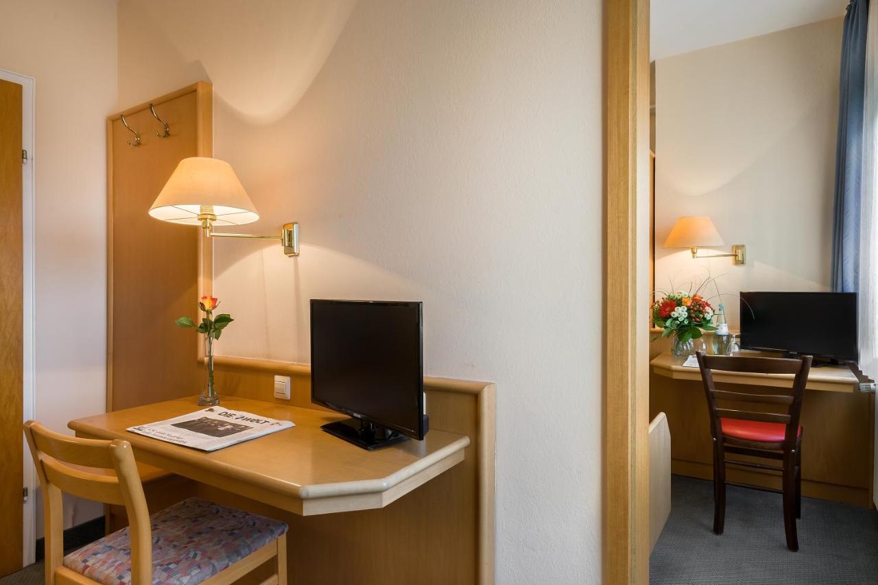 Scope Hotel Greif Karlsruhe Buitenkant foto